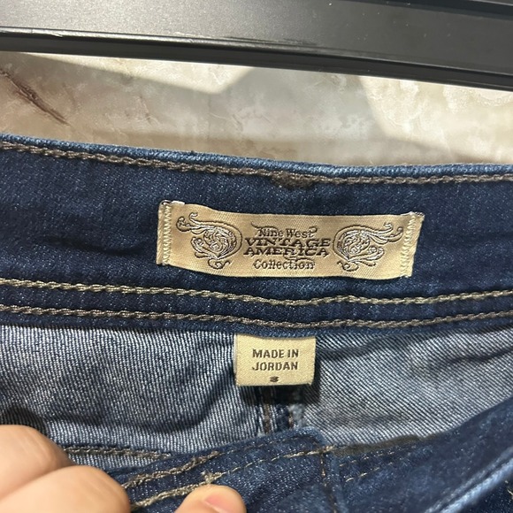 Nine West Vintage Bermuda Denim Shorts Dark Wash Stretch Women's Size 8 - Picture 3 of 9